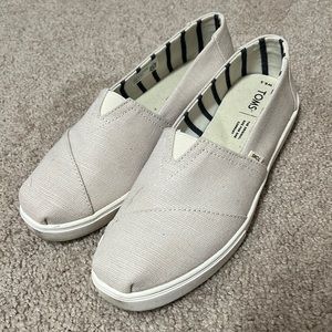 Toms Canvas with hard bottoms